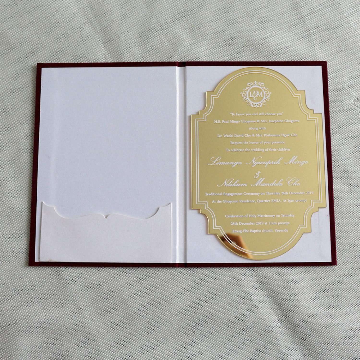 Gold Mirror Invitation Card With Velvet Holder Foiling Printing Wine Red